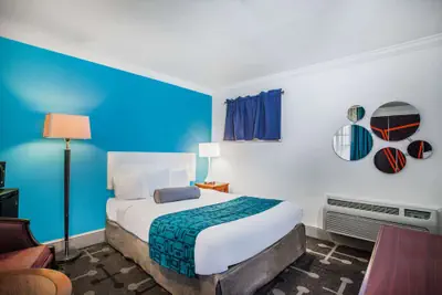 Photo 5 - Howard Johnson by Wyndham Hershey