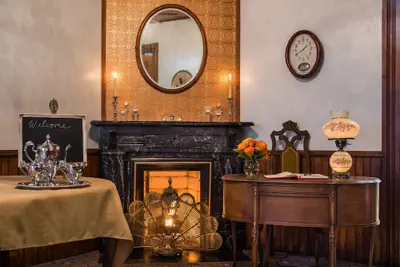 Photo 3 - Sutherland House Victorian Bed & Breakfast