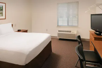 Photo 5 - WoodSpring Suites Junction City