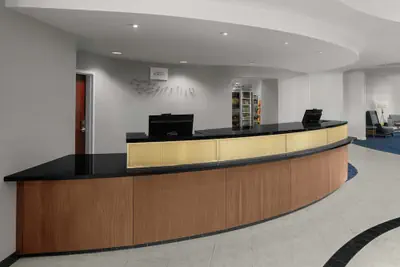 Photo 5 - Courtyard by Marriott Santa Clarita Valencia