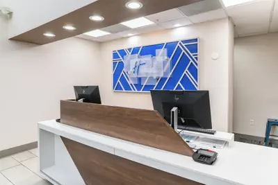 Photo 3 - Holiday Inn Express Hotel & Suites San Diego Otay Mesa by IHG