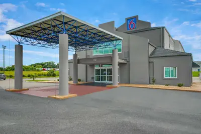 Photo 2 - Motel 6 Montgomery, AL - Airport
