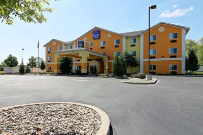Photo 2 - Sleep Inn South Bend Airport