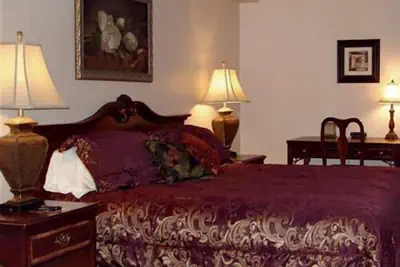 Photo 2 - Colonie inn and Suites