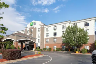 Photo 2 - Holiday Inn Express & Suites Roanoke Rapids SE by IHG