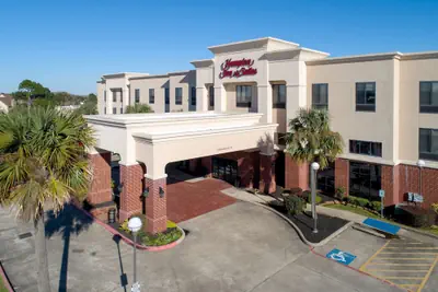 Photo 2 - Hampton Inn & Suites Port Arthur