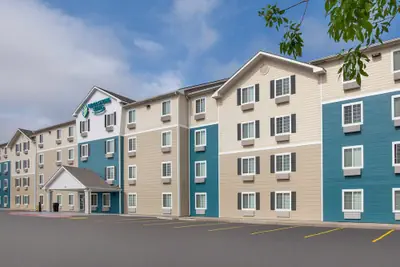 Photo 2 - WoodSpring Suites Harlingen