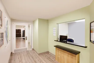 Photo 5 - WoodSpring Suites Harlingen