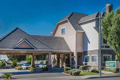 Photo 2 - Quality Inn Rosemead - Los Angeles