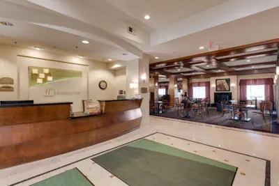 Photo 3 - Holiday Inn Battle Creek by IHG