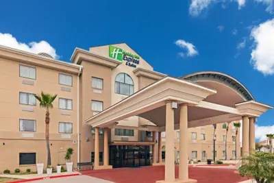 Photo 2 - Holiday Inn Express Hotel & Suites Laredo-Event Center Area by IHG
