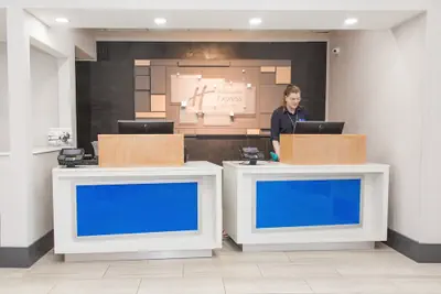 Photo 3 - Holiday Inn Express & Suites Columbia-Fort Jackson by IHG
