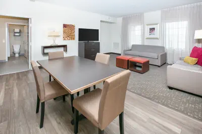 Photo 5 - Staybridge Suites Plano - Richardson Area by IHG