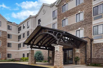 Photo 2 - Staybridge Suites Tallahassee by IHG