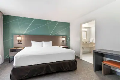 Photo 5 - Comfort Inn & Suites Lake George