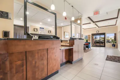 Photo 4 - Comfort Inn Newport