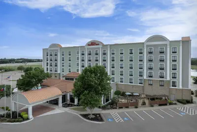 Photo 2 - Hilton Garden Inn Dallas Lewisville