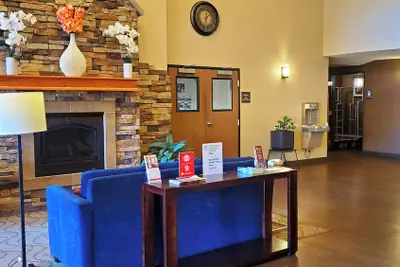 Photo 4 - Manitou Pikes Peak Hotel