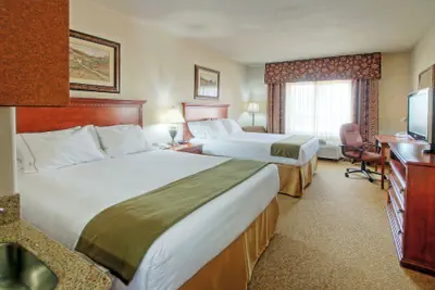 Photo 4 - Holiday Inn Express Hotel and Suites Las Cruces by IHG