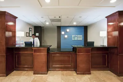 Photo 5 - Holiday Inn Express & Suites West Palm Beach Metrocentre by IHG