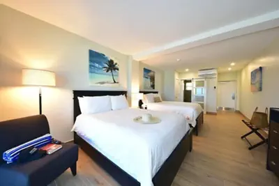 Photo 5 - Sun Tower Hotel & Suites on the Beach