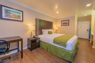 Photo 5 - Ocean Pacific Lodge