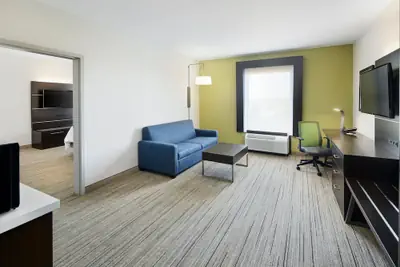 Photo 4 - Holiday Inn Express Hotel & Suites Port Richey by IHG