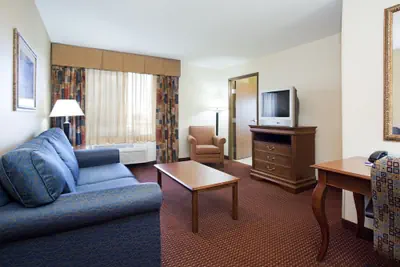 Photo 5 - Holiday Inn Express Hotel & Stes Salt Lake City-Airport East by IHG
