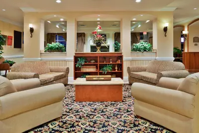 Photo 4 - Holiday Inn Conference Center - Valdosta by IHG