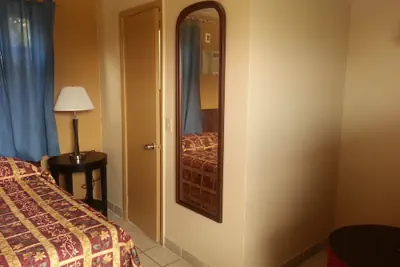 Photo 4 - Atlantic Inn