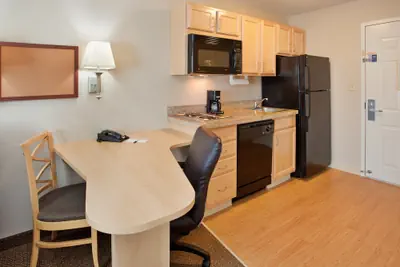 Photo 5 - Candlewood Suites Junction City Fort Riley by IHG