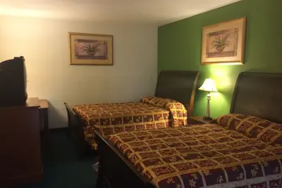 Photo 3 - Budget Inn and Suites El Centro