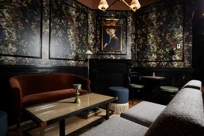 Photo 2 - The Blackbird Hotel