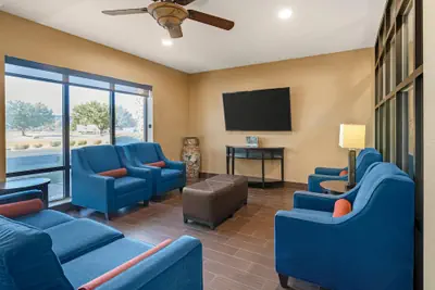 Photo 5 - Comfort Suites Savannah Gateway I-95