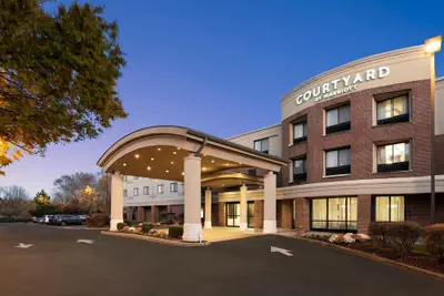 Photo 2 - Courtyard by Marriott Wall at Monmouth Shores Corporate Park