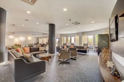 Photo 4 - Courtyard by Marriott Cincinnati North at Union Centre
