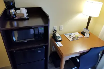 Photo 5 - Fairfield Inn & Suites Temecula by Marriott