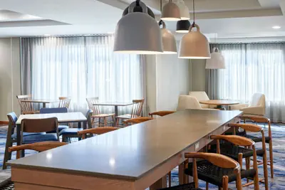 Photo 3 - Fairfield Inn & Suites by Marriott Burlington