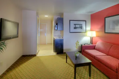 Photo 3 - Holiday Inn Express & Suites Tucumcari by IHG