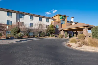 Photo 2 - Holiday Inn Express & Suites St. George North - Zion by IHG