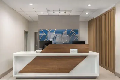 Photo 3 - Holiday Inn Express & Suites Kendall by IHG