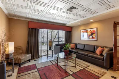 Photo 4 - Best Western Brighton Inn