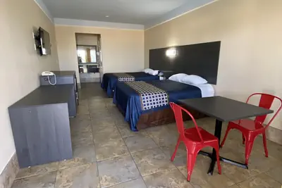 Photo 2 - Texas Inn and Suites McAllen at La Plaza Mall and Airport