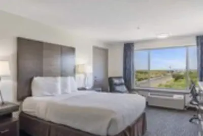 Photo 4 - Oceanview Inn At The Arch