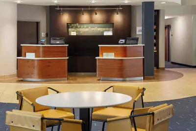 Photo 5 - Courtyard by Marriott Madison West Middleton