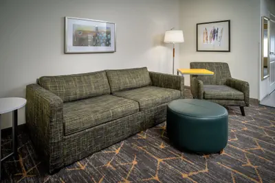 Photo 3 - Holiday Inn Hotel & Suites Beckley by IHG
