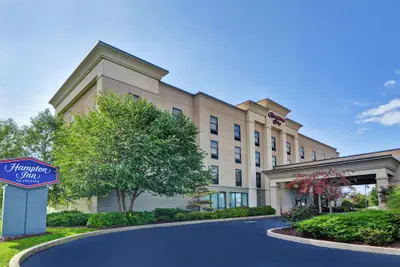 Photo 2 - Hampton Inn Lewisburg