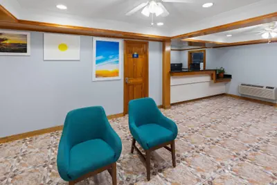 Photo 5 - Days Inn by Wyndham Slidell