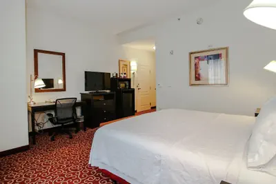 Photo 5 - Hampton Inn Kingston