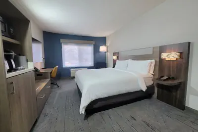 Photo 5 - Holiday Inn Express San Diego South - Chula Vista by IHG